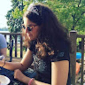 Meet your Posher, Ilana